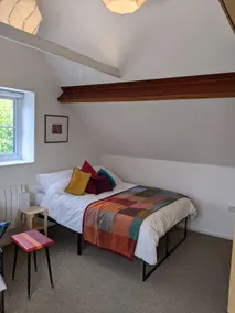Browhill Loft - contemporary, handcrafted studio - Image 5