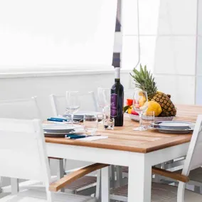 Calabona's promenade apartment - Image 4