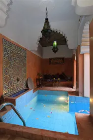 Authentic Art Déco Riad Nakhil ideal for groups - Image 2