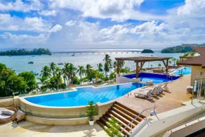 Stunning Bay View Condo, Pool - Image 2