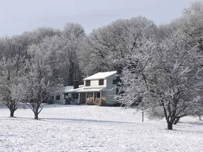 Cozy Orchard Home bike trail, hiking-dog friendly - Image 2