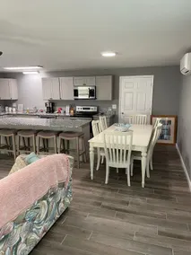 6 beds 1400 sqft $850 p/w $3000 p/m - Image 4