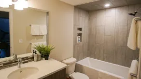 ⭐Fancy Clean Legal Suite near YYC✔ KING &QUEEN BD✔ - Image 5