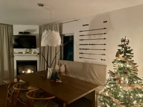 Bright ski-in/out condo at the foot of the mountain! - Image 2