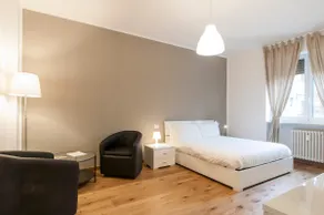 Cozy Apartment_S in the heart of Milan - Image 3