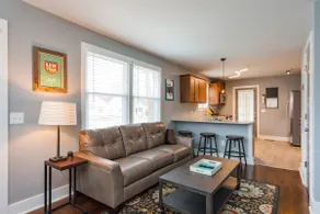 (B) Renovated home! Less than 4 miles to downtown! - Image 3
