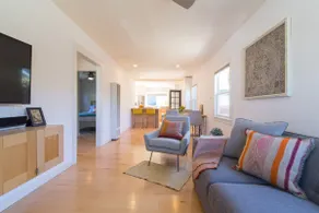 Sunny Ocean Beach Home - 2b/1b - Image 3