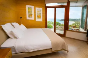 Stunning Sheoaks Villa with Ocean Views - Image 5