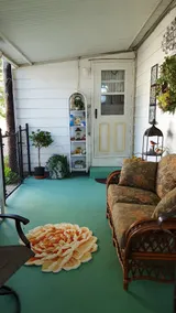 Private Studio Kitchenette Apt in Prime Location - Image 4