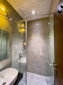 5 mins from Vagator Beach | 1bhk with common pool - Image 5
