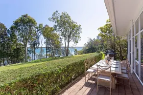 'Corlette Waterfront', 2/44 Danalene Parade - Waterfront Luxury, WIFI, Aircon, Parking pour bateaux - Image 4