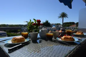 Comfortable appt for 4: terrasse/parking/WIFI/AC - Image 4