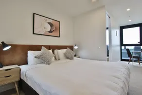 2 Bedroom Apt - Next to The Glen Mall - Image 2