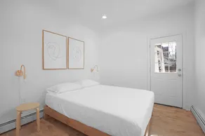 Cool 2br/1ba 30 mins away from Manhattan - Image 3