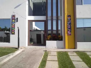 House with a private heated pool - Image 3
