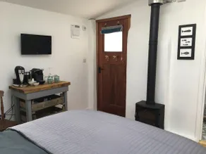 Gorgeous studio in St Agnes. 15 min walk to beach. - Image 4