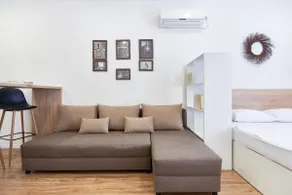 Brownwood studio in city center - Image 4