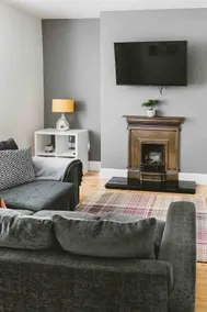Gateshead Serviced Apartment Ideal for Contractors and Vacationing - Image 4