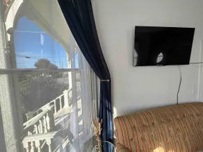 Authentic Victorian Suite/Apt. - Image 3