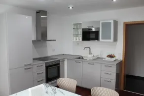 Spacious Apartment in Feuerbach near Porsche/Bosch - Image 4