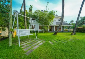 Lakeside Villa near Edappally. - Image 5
