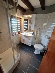 Cozy vacation home in a suburban location - Image 3