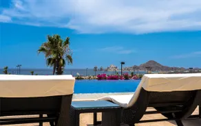 Amazing Arch and Ocean View Condo w/Private Garden - Image 3
