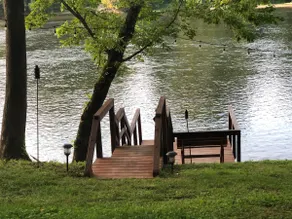 Cozy Cabin on the river - Image 5