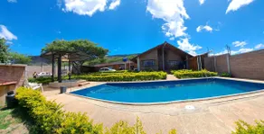Quinta J.J - Image 2
