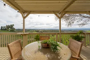 Magnolia Vineyard Winemakers Cottage - Image 3