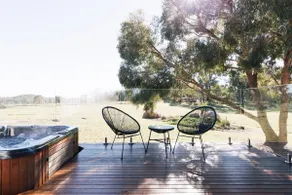 Alure Stanthorpe - Image 2