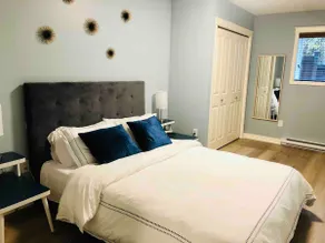 Olympic Views - Cozy Modern 2Br Suite - Image 5