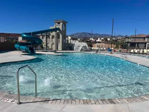 Paseos Place: for families & groups, with pool! - Image 3
