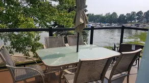 Stopover 109: Our large loft on Lake Champlain - Image 4