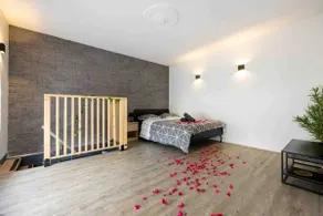 Cozy Room Romantic Jacuzzi - Image 3