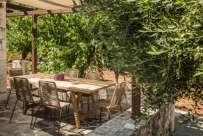Ploes Luxury Cottages - Image 3