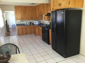 Entire House - Relaxing, Secure and Quiet - Image 2