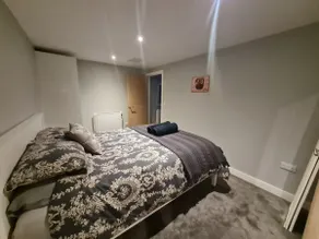 1 bedroom accommodation in Haworth - Image 4