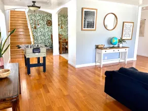 NEW 4bd2 bath Home minutes to beach & LAX - Image 2