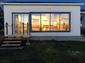 Cottage by the sea - Image 2