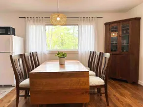 The Cottage at Glen Arbor Wines - Image 2