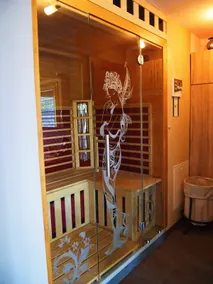 BITTER-Luxurious Sauna & Jacuzzi Spa Apartment - Image 3