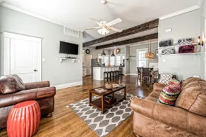 HGTV’s Fixer Upper Gem Silos Perf Family Gathering - Image 3