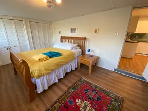 The Lake House - Image 5