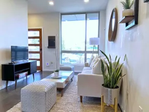 Spacious | Modern | Rooftop Views in W. Seattle - Image 5