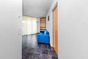 Ideally connected 2 room studio at station Rüti ZH - Image 4