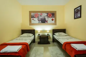 Dead Sea Sun Guest House - Twin Room - Image 3