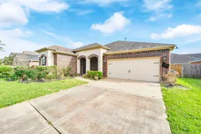 Spacious 4BR Home w/ King Suite | Katy/Houston - Image 4
