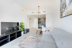 Stylish and Modern 1BR | Resort-Style Amenities - Image 5