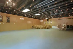 Creekside Gathering Spot + Event Retreat - Image 3